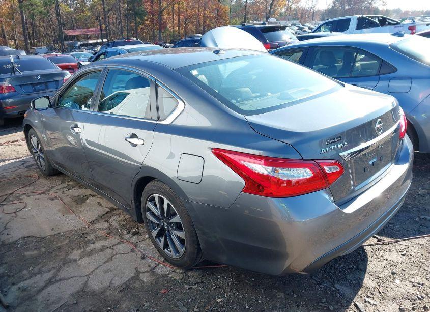 Photo 14 of 2017 Nissan Altima 2.5 SL (VIN 1N4AL3AP8HC170566)