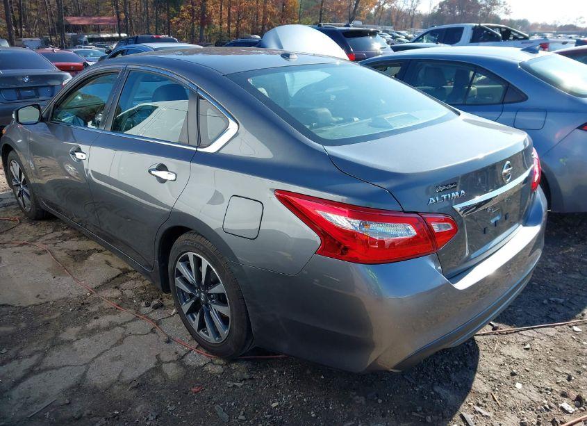 Photo 3 of 2017 Nissan Altima 2.5 SL (VIN 1N4AL3AP8HC170566)