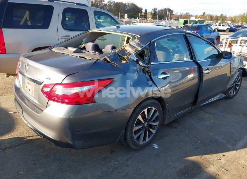 Photo 4 of 2017 Nissan Altima 2.5 SV (VIN 1N4AL3AP8HC178702)