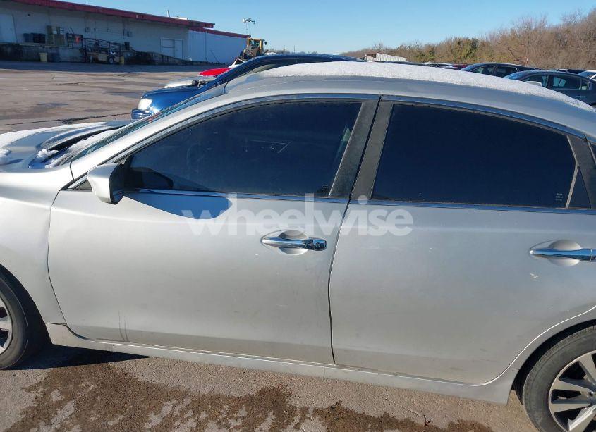 Photo 14 of 2017 Nissan Altima 2.5 SV (VIN 1N4AL3AP8HC180837)