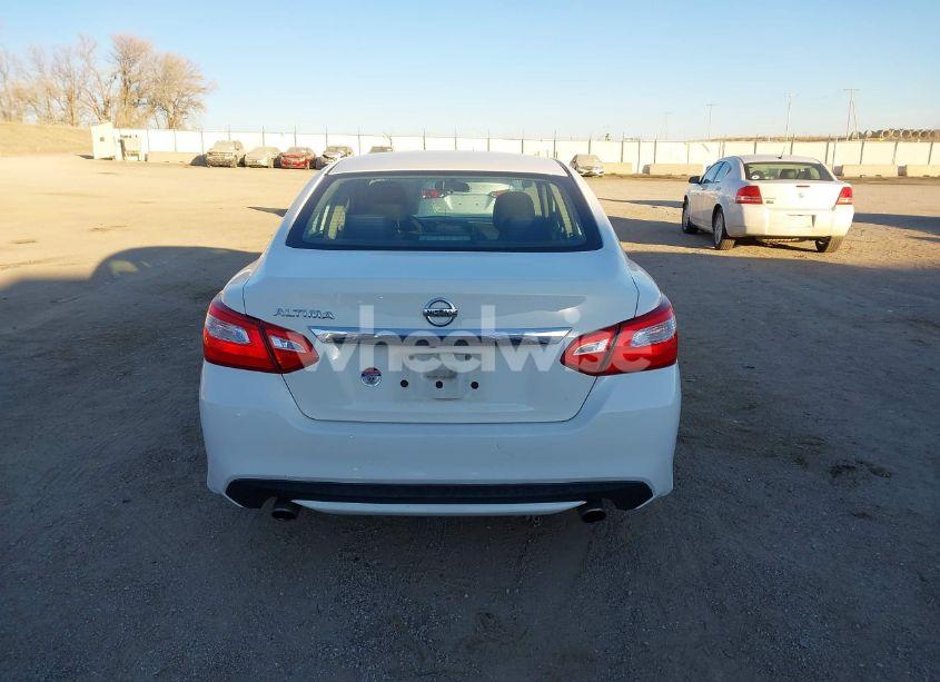 Photo 16 of 2017 Nissan Altima 2.5 S (VIN 1N4AL3AP8HC184824)