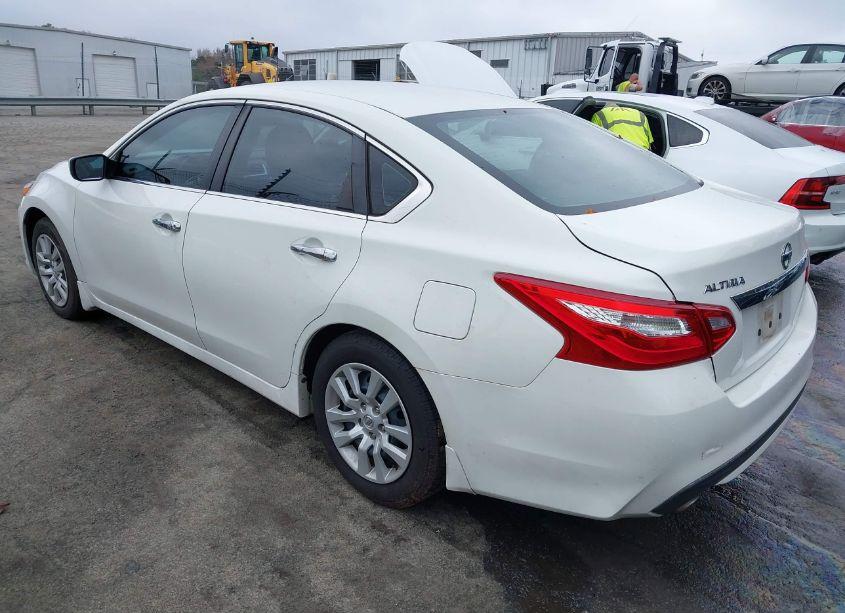 Photo 3 of 2017 Nissan Altima 2.5 S (VIN 1N4AL3AP8HC200116)
