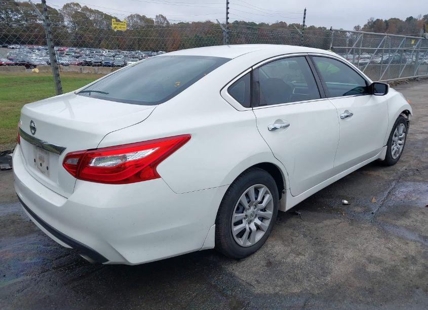 Photo 4 of 2017 Nissan Altima 2.5 S (VIN 1N4AL3AP8HC200116)