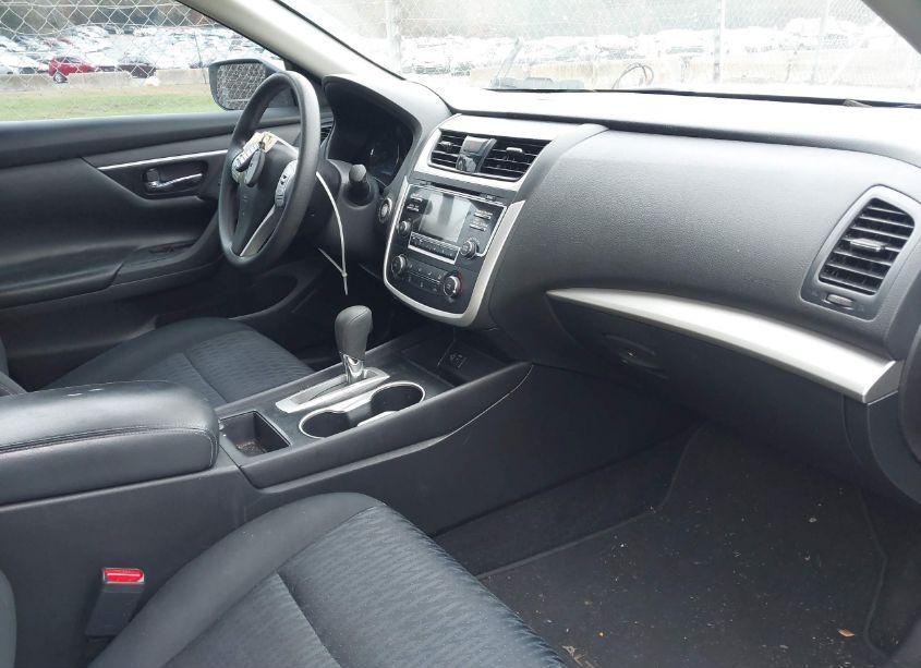 Photo 5 of 2017 Nissan Altima 2.5 S (VIN 1N4AL3AP8HC200116)