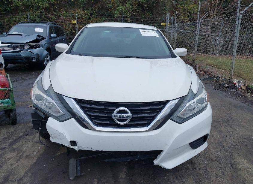 Photo 6 of 2017 Nissan Altima 2.5 S (VIN 1N4AL3AP8HC200116)