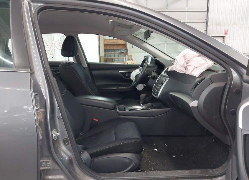Photo 5 of 2017 Nissan Altima 2.5 SV (VIN 1N4AL3AP8HC207714)