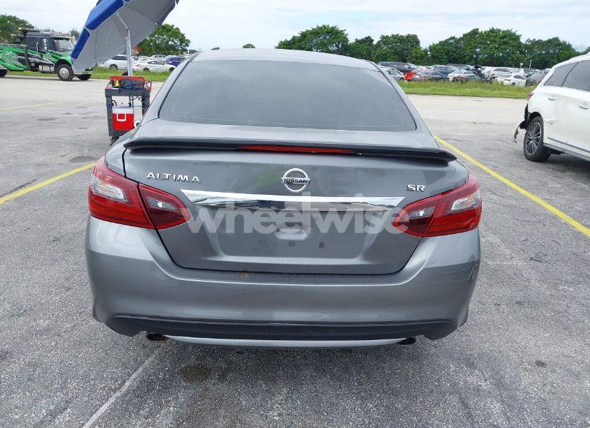 Photo 17 of 2017 Nissan Altima 2.5 SR (VIN 1N4AL3AP8HC216414)