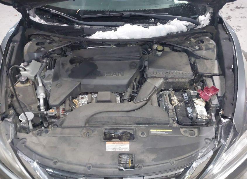 Photo 10 of 2017 Nissan Altima 2.5 S (VIN 1N4AL3AP8HC225825)