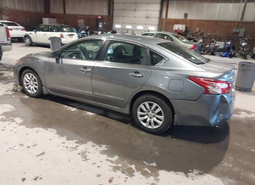 Photo 3 of 2017 Nissan Altima 2.5 S (VIN 1N4AL3AP8HC225825)