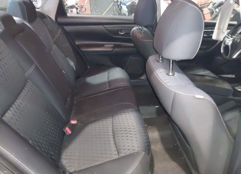 Photo 8 of 2017 Nissan Altima 2.5 S (VIN 1N4AL3AP8HC225825)