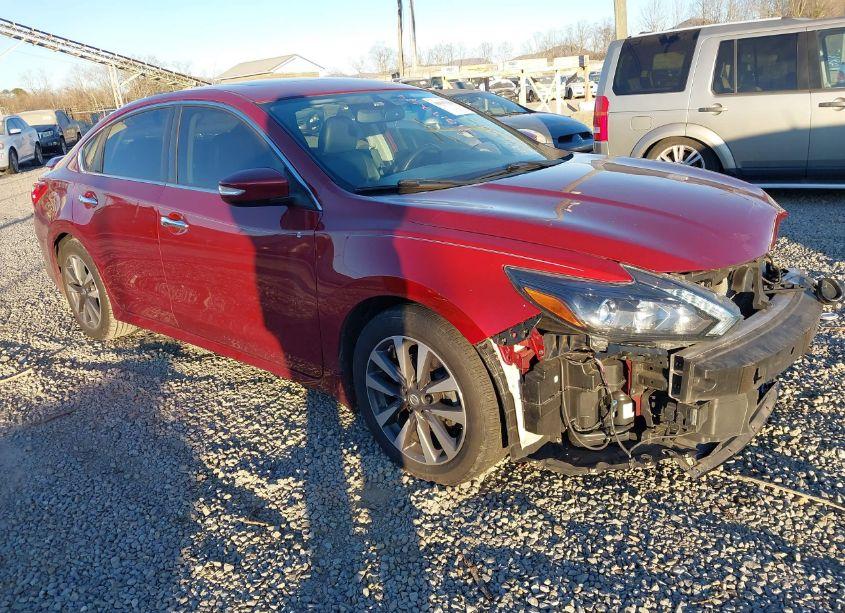 2017 Nissan Altima 2.5 SL (VIN 1N4AL3AP8HC228823) main photo