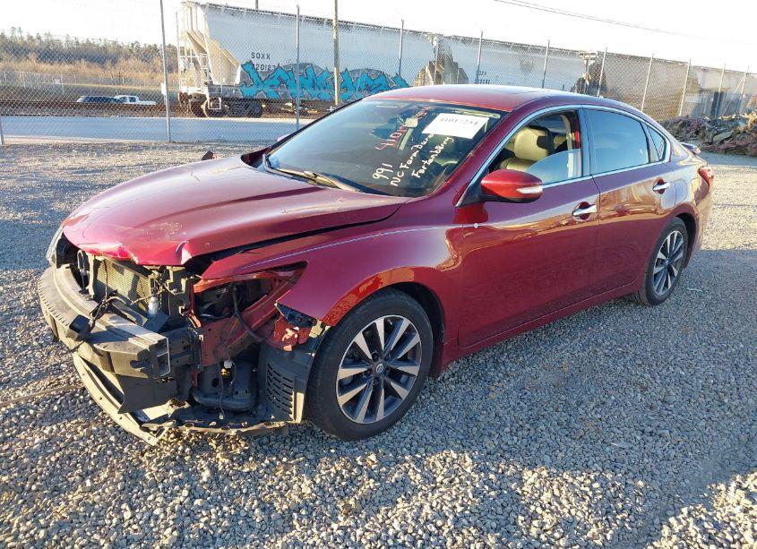 Photo 2 of 2017 Nissan Altima 2.5 SL (VIN 1N4AL3AP8HC228823)