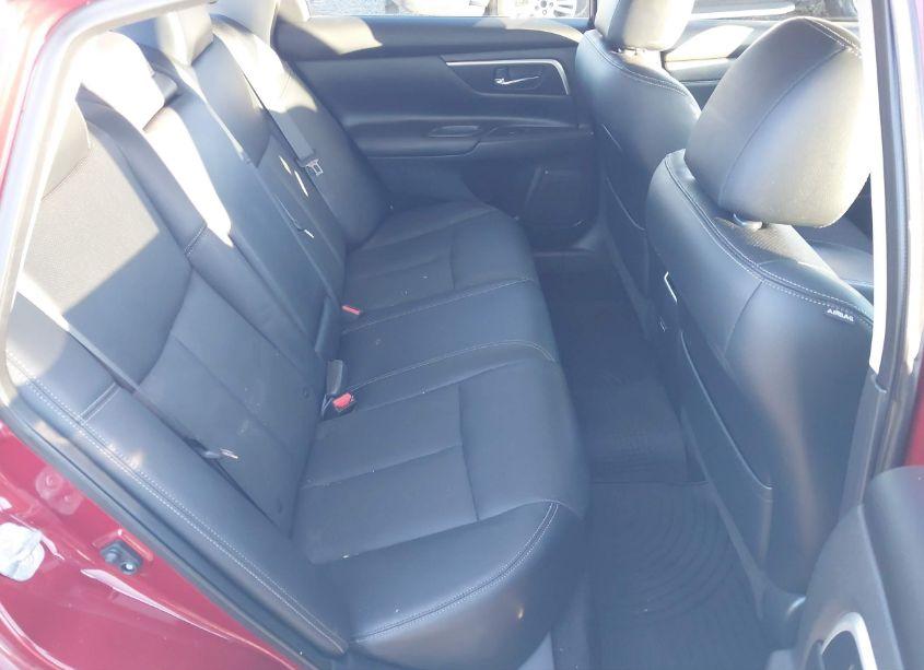 Photo 8 of 2017 Nissan Altima 2.5 SL (VIN 1N4AL3AP8HC228823)