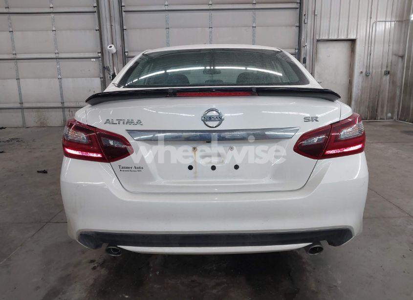 Photo 17 of 2017 Nissan Altima 2.5 SR (VIN 1N4AL3AP8HC239093)