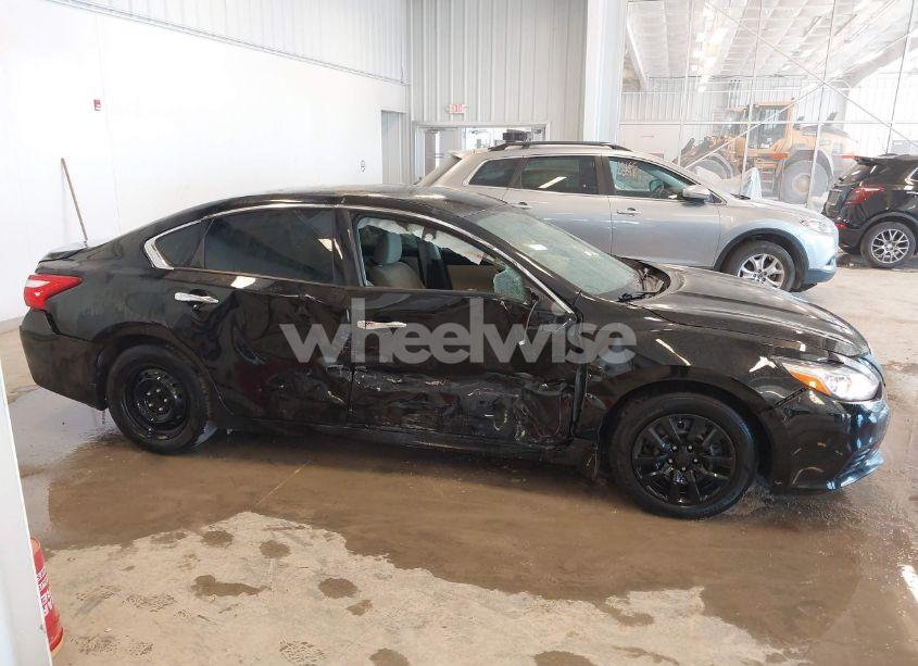 Photo 13 of 2017 Nissan Altima 2.5 S (VIN 1N4AL3AP8HC243368)