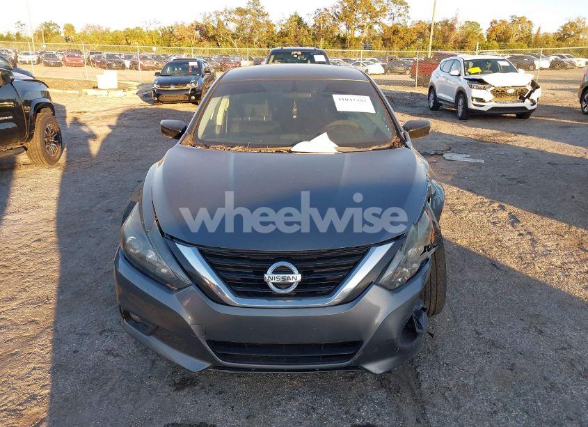 Photo 12 of 2017 Nissan Altima 2.5 SR (VIN 1N4AL3AP8HC243824)