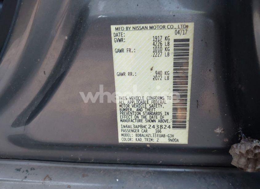 Photo 9 of 2017 Nissan Altima 2.5 SR (VIN 1N4AL3AP8HC243824)