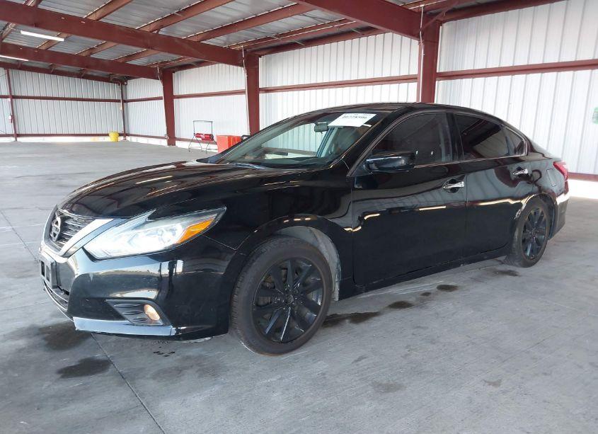 Photo 2 of 2017 Nissan Altima 2.5 SV (VIN 1N4AL3AP8HC245119)