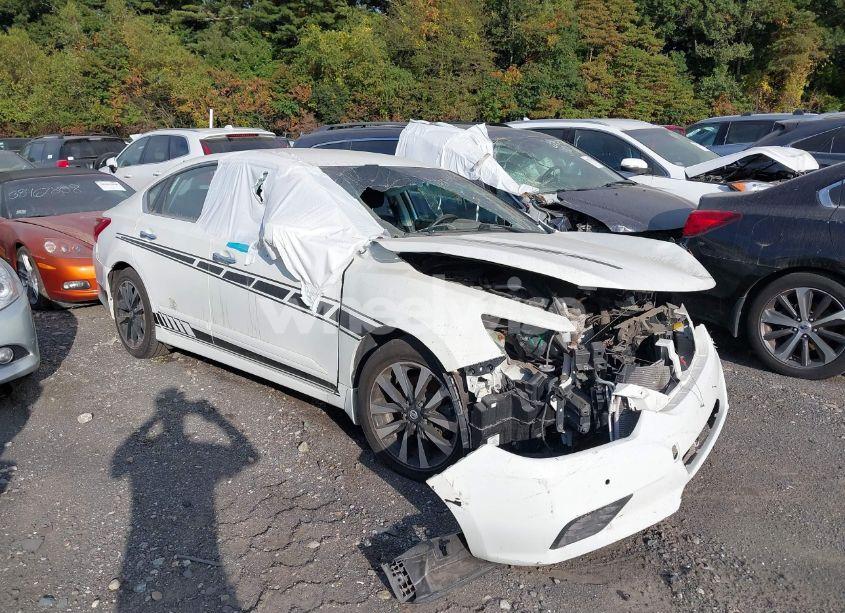 2017 Nissan Altima 2.5 S (VIN 1N4AL3AP8HC245721) main photo