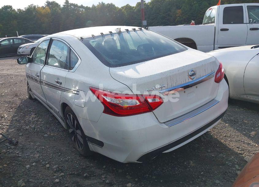 Photo 3 of 2017 Nissan Altima 2.5 S (VIN 1N4AL3AP8HC245721)