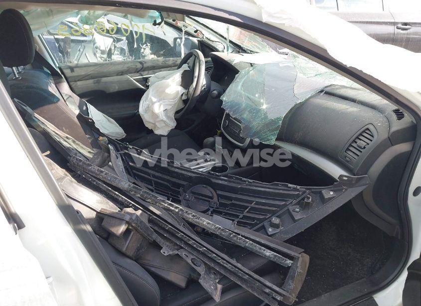 Photo 5 of 2017 Nissan Altima 2.5 S (VIN 1N4AL3AP8HC245721)