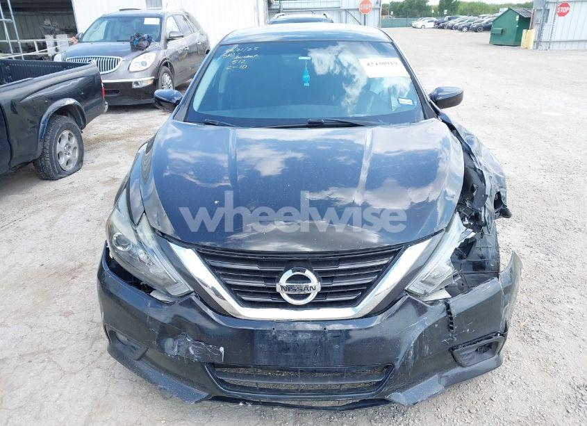 Photo 12 of 2017 Nissan Altima 2.5 SR (VIN 1N4AL3AP8HC250708)