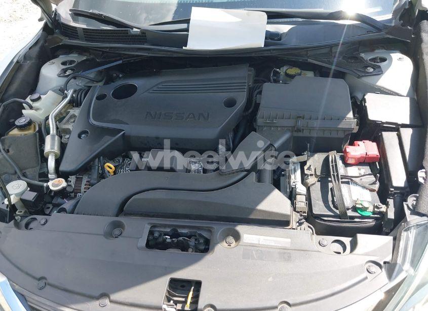 Photo 10 of 2017 Nissan Altima 2.5 SR (VIN 1N4AL3AP8HC257299)