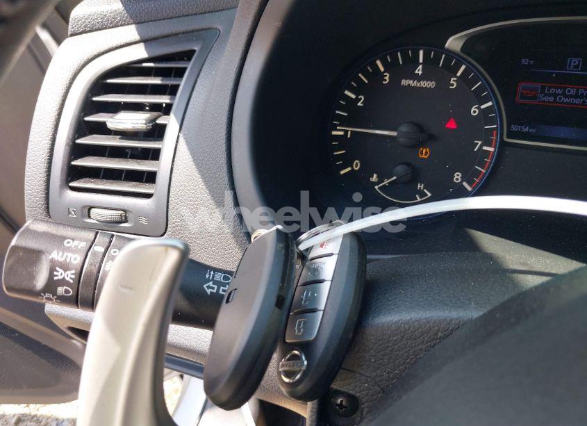 Photo 11 of 2017 Nissan Altima 2.5 SR (VIN 1N4AL3AP8HC257299)