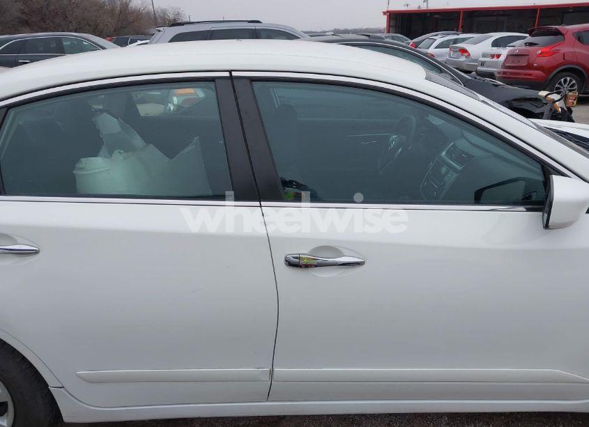 Photo 13 of 2017 Nissan Altima 2.5 S (VIN 1N4AL3AP8HC263510)