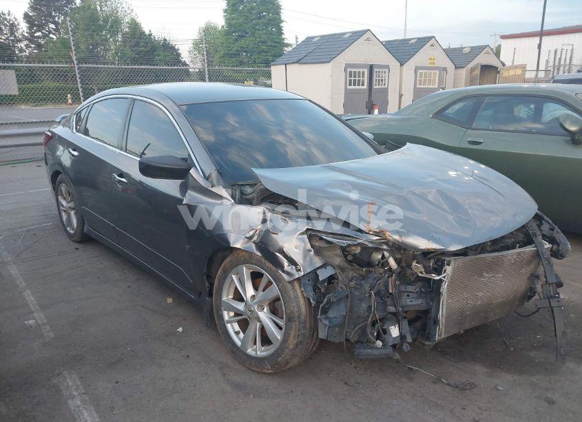 2017 Nissan Altima 2.5 SR (VIN 1N4AL3AP8HC268108) main photo