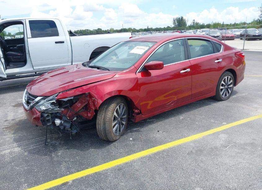 Photo 2 of 2017 Nissan Altima 2.5 SV (VIN 1N4AL3AP8HC268786)