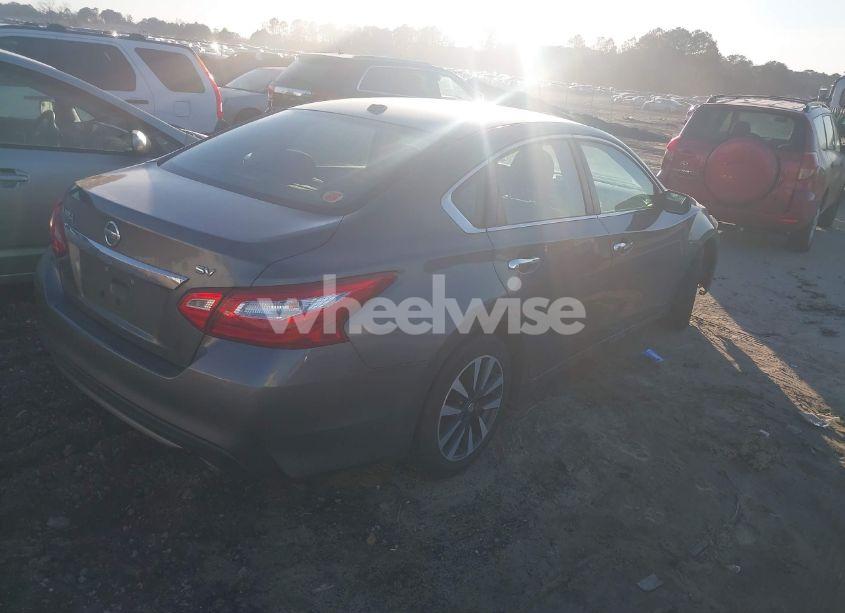 Photo 4 of 2017 Nissan Altima 2.5 SV (VIN 1N4AL3AP8HC275849)
