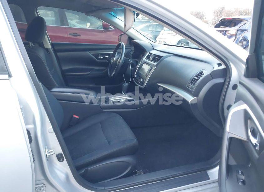 Photo 5 of 2017 Nissan Altima 2.5 SV (VIN 1N4AL3AP8HC283272)