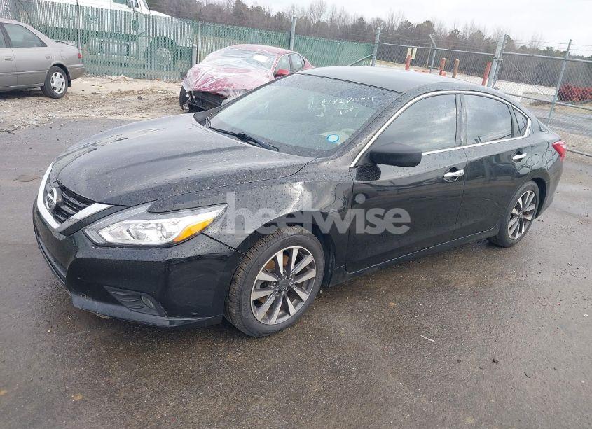 Photo 2 of 2017 Nissan Altima 2.5 SV (VIN 1N4AL3AP8HC284289)