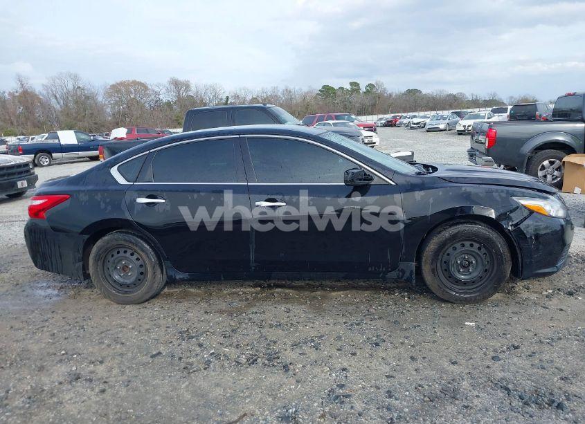 Photo 13 of 2017 Nissan Altima 2.5 S (VIN 1N4AL3AP8HC476764)