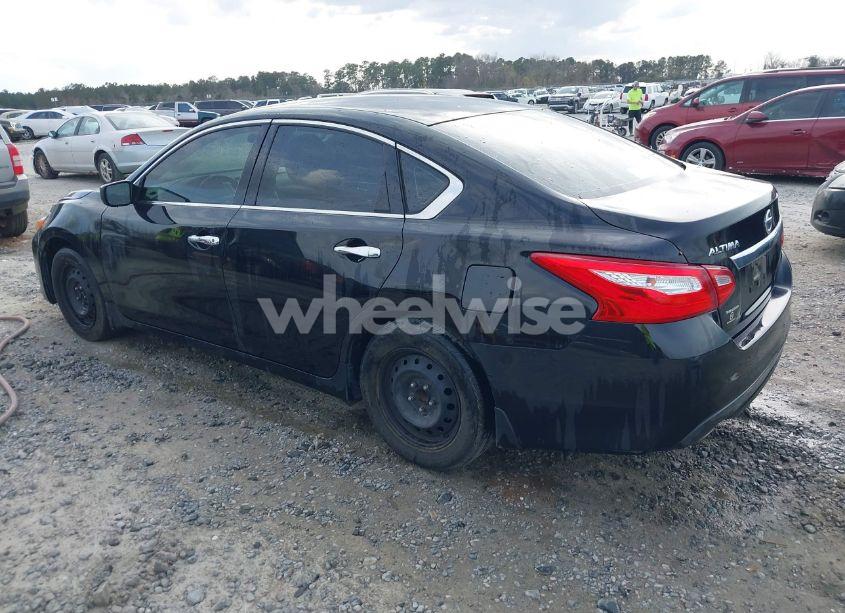 Photo 3 of 2017 Nissan Altima 2.5 S (VIN 1N4AL3AP8HC476764)