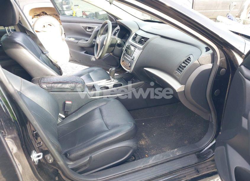 Photo 5 of 2017 Nissan Altima 2.5 S (VIN 1N4AL3AP8HC476764)