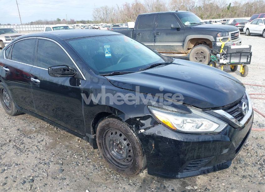 Photo 6 of 2017 Nissan Altima 2.5 S (VIN 1N4AL3AP8HC476764)