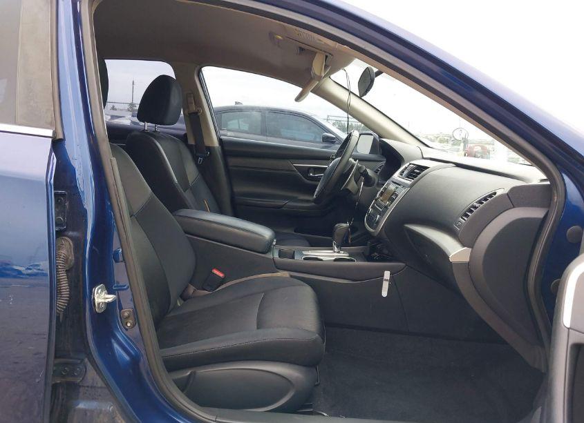 Photo 5 of 2017 Nissan Altima 2.5 SR (VIN 1N4AL3AP8HC479129)