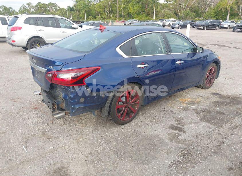 Photo 4 of 2017 Nissan Altima 2.5 SR (VIN 1N4AL3AP8HC479177)