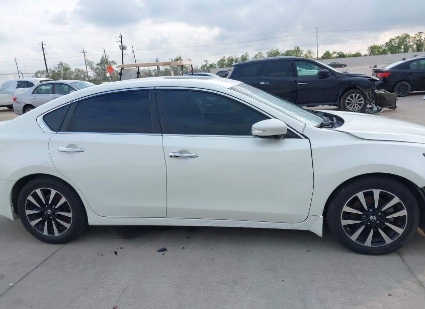 Photo 14 of 2017 Nissan Altima 2.5 SV (VIN 1N4AL3AP8HC486534)