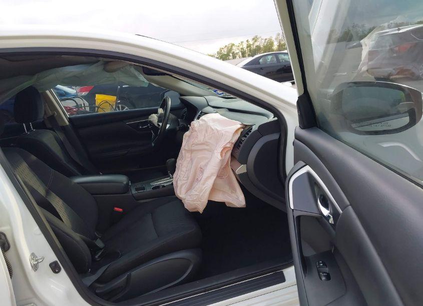 Photo 5 of 2017 Nissan Altima 2.5 SV (VIN 1N4AL3AP8HC486534)