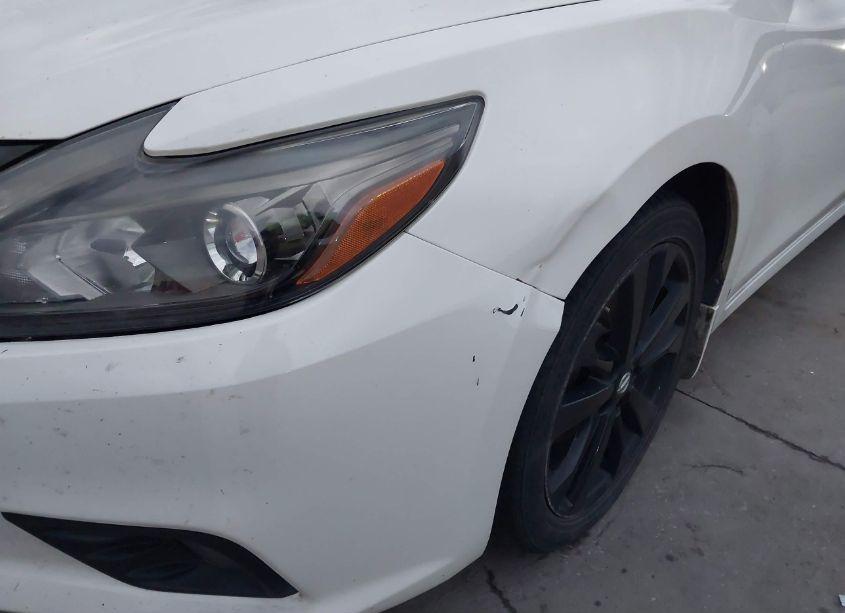 Photo 18 of 2017 Nissan Altima 2.5 SR (VIN 1N4AL3AP8HC491068)