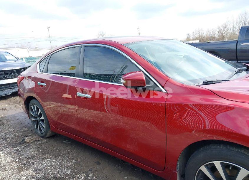 Photo 13 of 2017 Nissan Altima 2.5 SV (VIN 1N4AL3AP8HC493256)