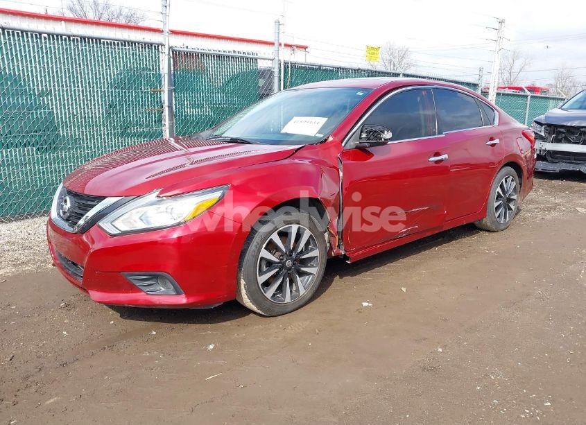 Photo 2 of 2017 Nissan Altima 2.5 SV (VIN 1N4AL3AP8HC493256)