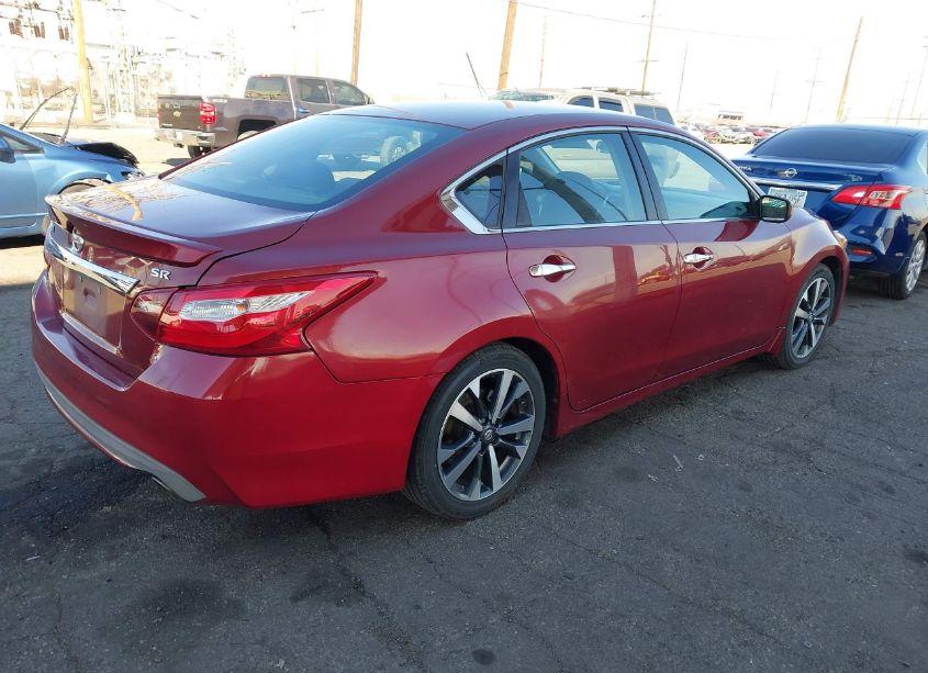 Photo 4 of 2017 Nissan Altima 2.5 SR (VIN 1N4AL3AP8HC498652)