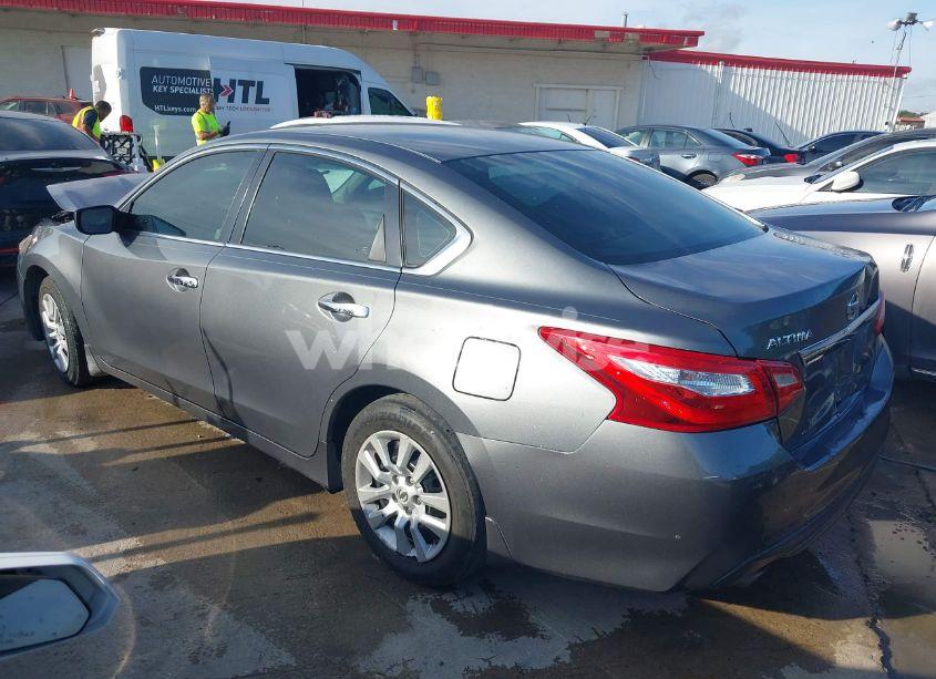 Photo 3 of 2017 Nissan Altima 2.5 S (VIN 1N4AL3AP8HC499140)