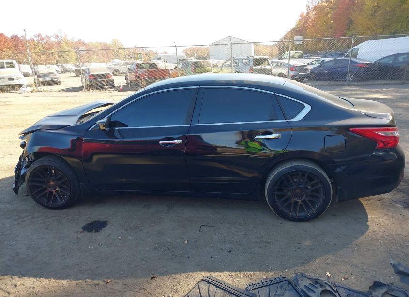 Photo 15 of 2017 Nissan Altima 2.5 S (VIN 1N4AL3AP8HN307106)