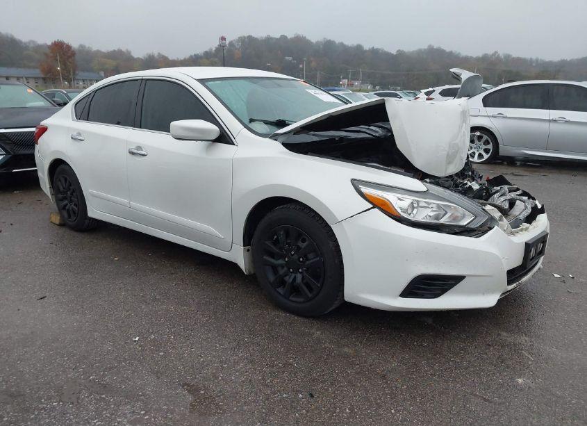2017 Nissan Altima 2.5 S (VIN 1N4AL3AP8HN308787) main photo
