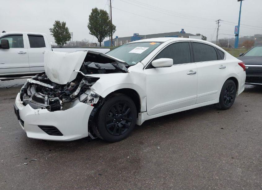 Photo 2 of 2017 Nissan Altima 2.5 S (VIN 1N4AL3AP8HN308787)